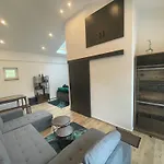 فندق V Pohode